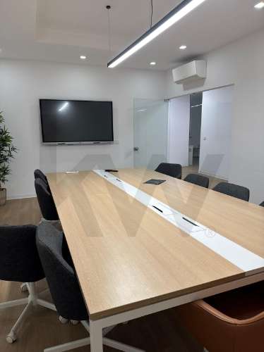 Pavilhão Industrial para Venda em Guifões - 1.744 m2