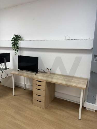 Pavilhão Industrial para Venda em Guifões - 1.744 m2