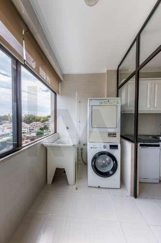 APARTAMENTO T3 PARA ARRENDAMENTO - À CIRCUNVALAÇÃO