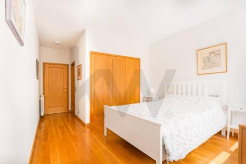 Apartamento T3 - Edifício D. Duarte- Boavista/ Porto