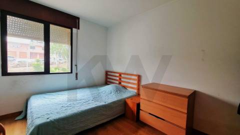 Apartamento T1 em Queluz