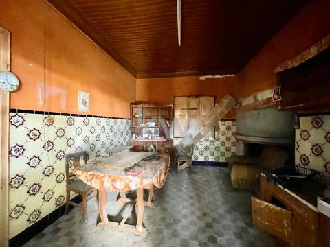 MORADIA T3 ADEGA PARA RECONSTRUÇÃO EM NARIZ (AVEIRO)