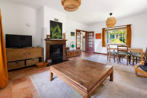 Casa Rústica com Piscina -Paredes de Coura- Rubiães