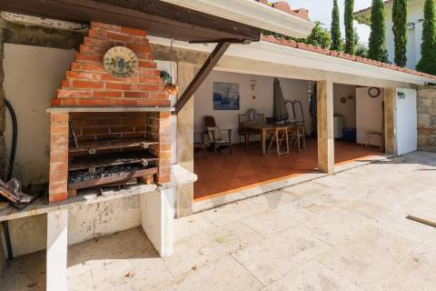 Casa Rústica com Piscina -Paredes de Coura- Rubiães