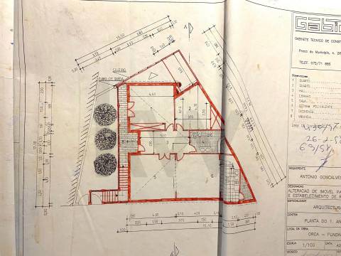 Prédio em Propriedade Total – Comércio e Habitação – Centro da Orca, Fundão