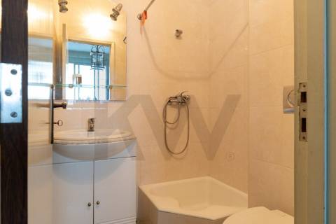 Venda Apartamento T5 com 181 m2 no Porto -Praça Velasquez