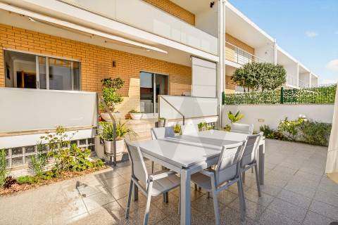 Moderna moradia em banda em Portuzelo - Samode - Viana do Castelo