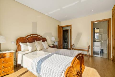 Moderna moradia em banda em Portuzelo - Samode - Viana do Castelo