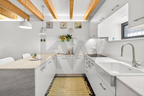 Moradia T3 com jardim junto ao Marquês e Quinta do Covelo