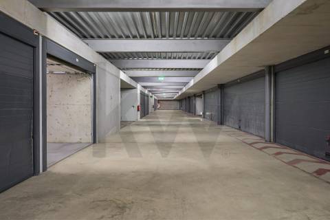 Apartamento T3 Duplex com Vista Mar Direta, 4 Suítes, 173 m² úteis  Condomínio Premium