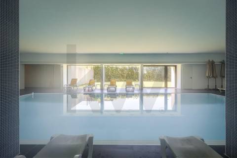 Apartamento T3 Duplex com Vista Mar Direta, 4 Suítes, 173 m² úteis  Condomínio Premium