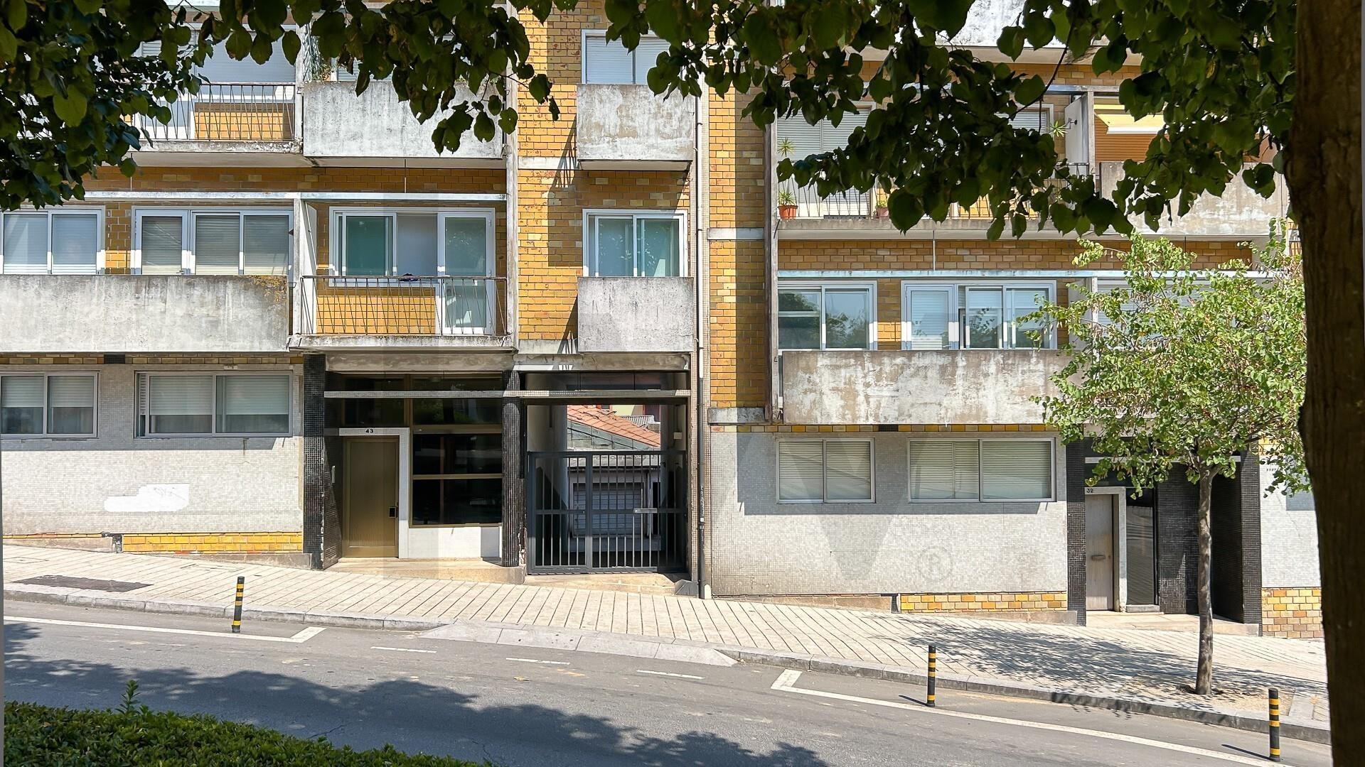 Elegante e charmoso T2+1 no Centro da Cidade do Porto (Arq. Márcio Freitas)