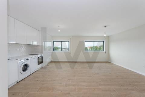 T2 luminoso com lugar de garagem – Valongo, Porto