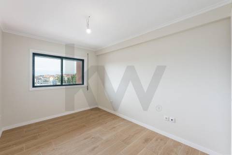 T2 luminoso com lugar de garagem – Valongo, Porto