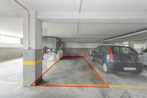 T2 luminoso com lugar de garagem – Valongo, Porto
