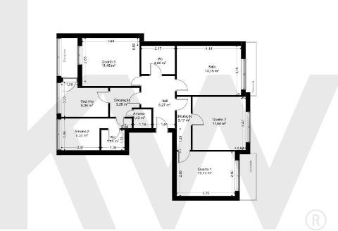 Apartamento com varandas, em frente à Praça de Liége, na Foz do Douro