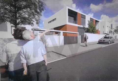 TERRENO COM PROJETO APROVADO  »»»  Construa Já a Sua Moradia na Maia