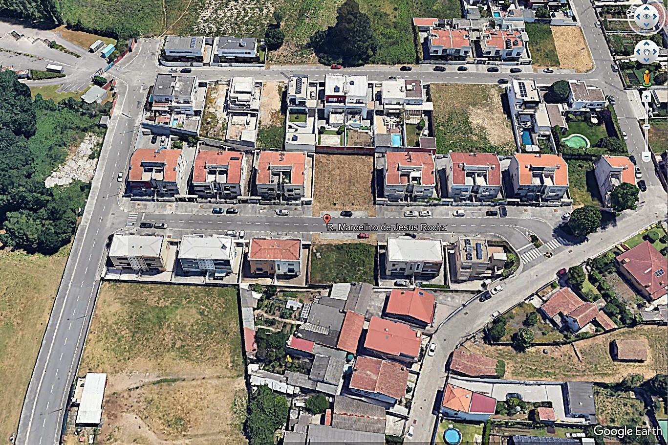 TERRENO COM PROJETO APROVADO  »»»  Construa Já a Sua Moradia na Maia