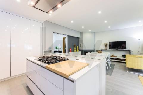 Moradia T4 no Centro de Cabeceiras de Basto