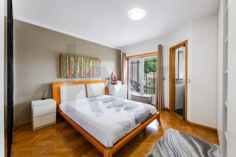 Moradia T4 no Centro de Cabeceiras de Basto