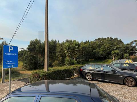 Pavilhão Industrial para Arrendamento em Guifões