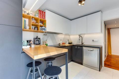 T2+1 renovado, na Cooperativa dos Arquitetos com jardim privativo!