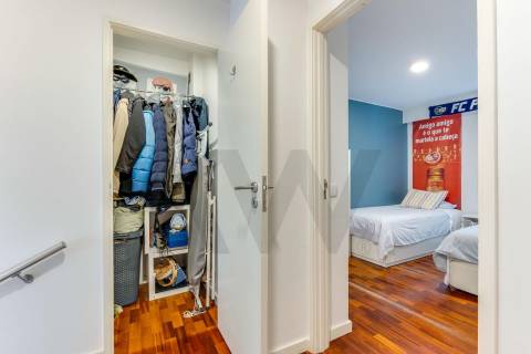 T2+1 renovado, na Cooperativa dos Arquitetos com jardim privativo!