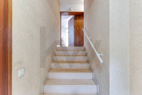 T2+1 renovado, na Cooperativa dos Arquitetos com jardim privativo!