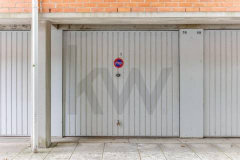 T2+1 renovado, na Cooperativa dos Arquitetos com jardim privativo!