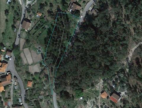 Terreno em Aboadela com capacidade construtiva