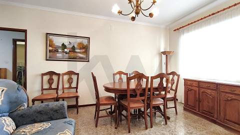 AP T3 - PÓVOA - ARRENDA - MOBILADO