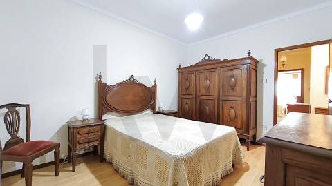 AP T3 - PÓVOA - ARRENDA - MOBILADO