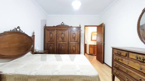 AP T3 - PÓVOA - ARRENDA - MOBILADO