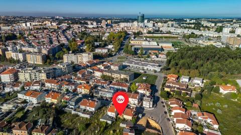 Lote de TERRENO com 196 m2 na Cidade da Maia