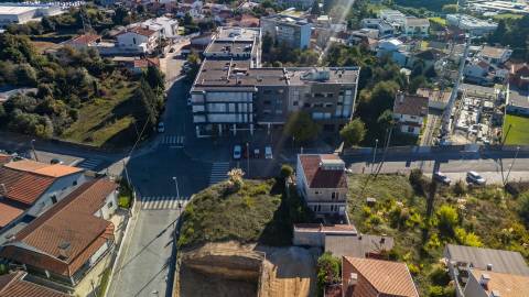 Lote de TERRENO com 240 m2 na Cidade da Maia