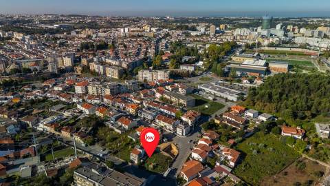 Lote de TERRENO com 240 m2 na Cidade da Maia