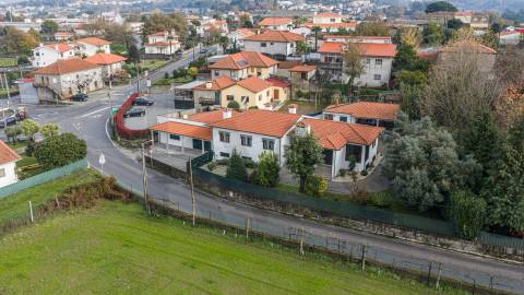 Moradia T3 com Jardim em Guardizela, Guimarães