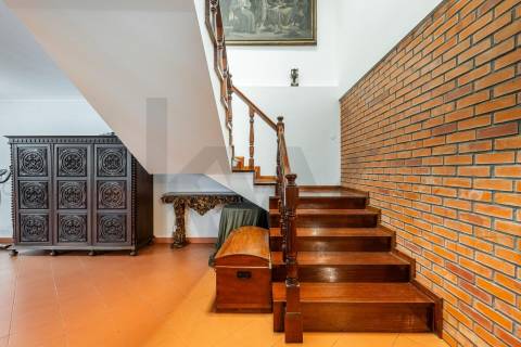 Moradia T3 com Jardim em Guardizela, Guimarães