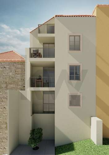 Prédio na Rua do Comércio do Porto para reabilitação total