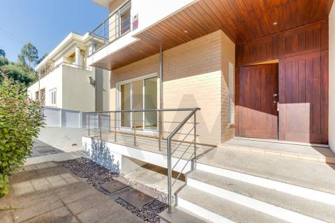 Moradia T3 em Fornos – Santa Maria da Feira