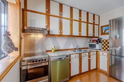 Arrendamento T2+1 com Vista Mar, Garagem e Mobilado – Vila do Conde