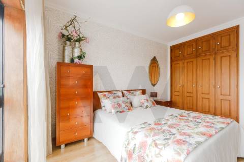 Arrendamento T2+1 com Vista Mar, Garagem e Mobilado – Vila do Conde