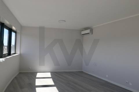 Apartamento T3 C/ Excelente Luminosidade Braga - Centro 