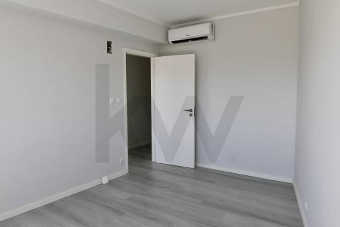 Apartamento T3 C/ Excelente Luminosidade Braga - Centro 