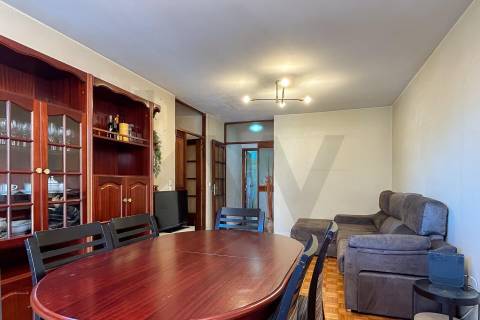 T3 em Canidelo bem localizado, Pronto a Habitar ou Investir