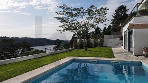 Moradia de Luxo; Vistas privilegiadas Rio Douro; Gondomar
