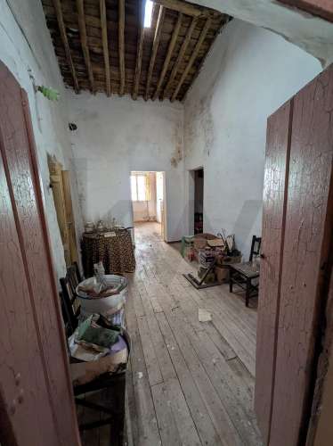 Oportunidade Única no Coração do Alentejo – Casa Centenária com Potencial de Investimento