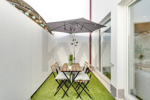 Arrendamento de apartamento T1 na Rua Álvares Cabral