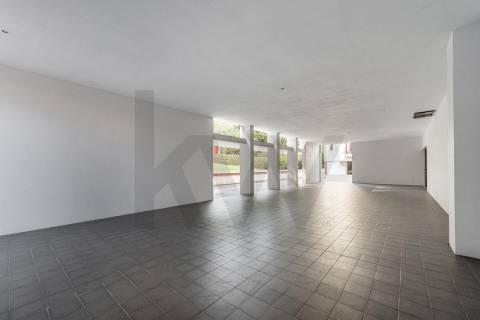 T4 em Condomínio Fechado num ambiente de Conforto e Exclusividade - Matosinhos