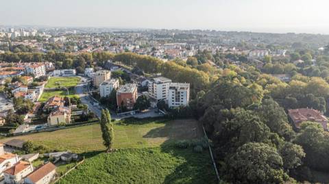 T4 em Condomínio Fechado num ambiente de Conforto e Exclusividade - Matosinhos